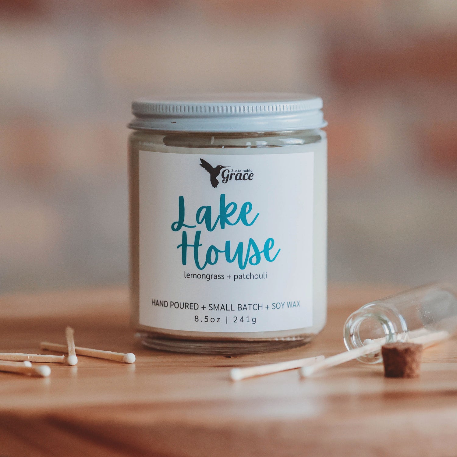 lake house lemongrass and patchouli scented candle 